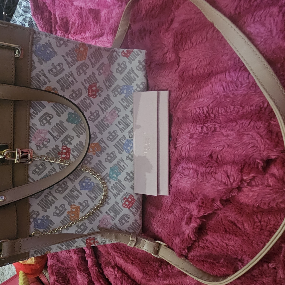 Juicy Couture Bag With Sunglasses Case